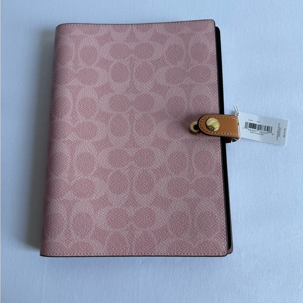 NWT Coach Notebook In Signature Canvas Powder pink/Gold CEA49 - Picture 3 of 6